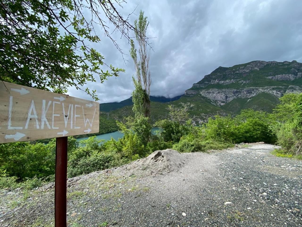 Lakeview Escape Koman エクステリア 写真